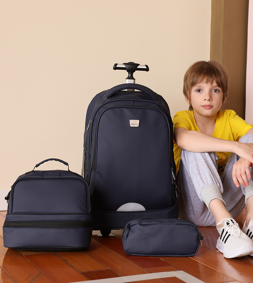 شنط مدرسية بعجلات كبيرة + 4 عجلات